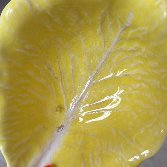 SECLA PORTUGAL Vintage Yellow Cabbage Leaf Serving Bowls and Small Plate - Picture 10 of 10